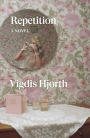 Repetition : A Novel-9781804298947